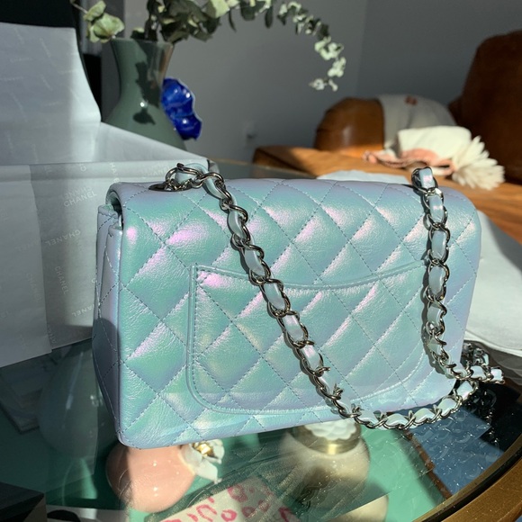 21K CHANEL Classic Mini Flap Bag Iridescent  Blue - Picture 6 of 10